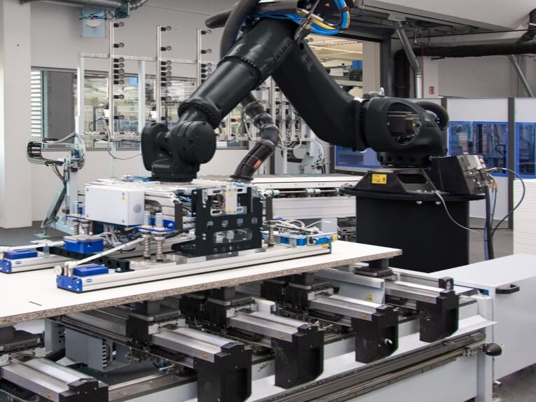 Por qué debería utilizar el mecanizado CNC para el ensamblaje robótico