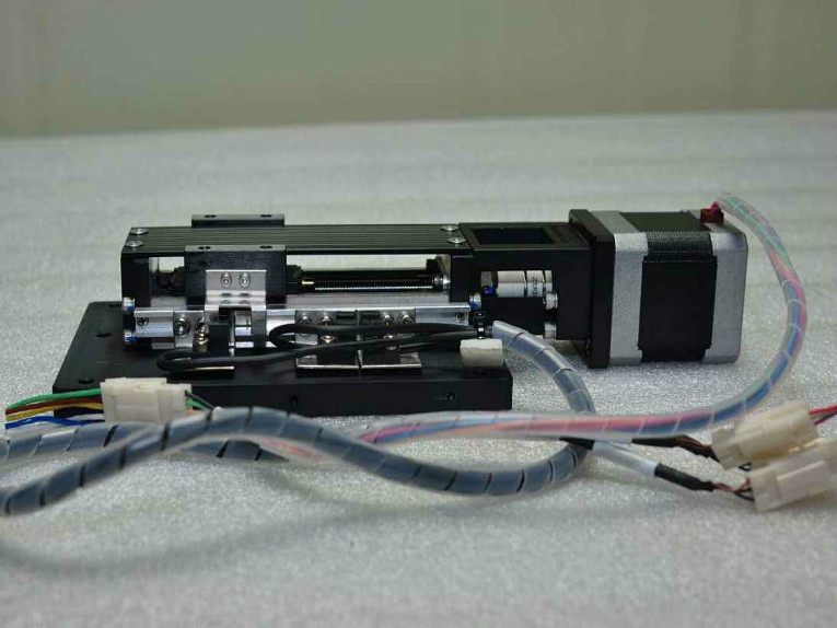 Which type of linear actuator is best for thrust forces?